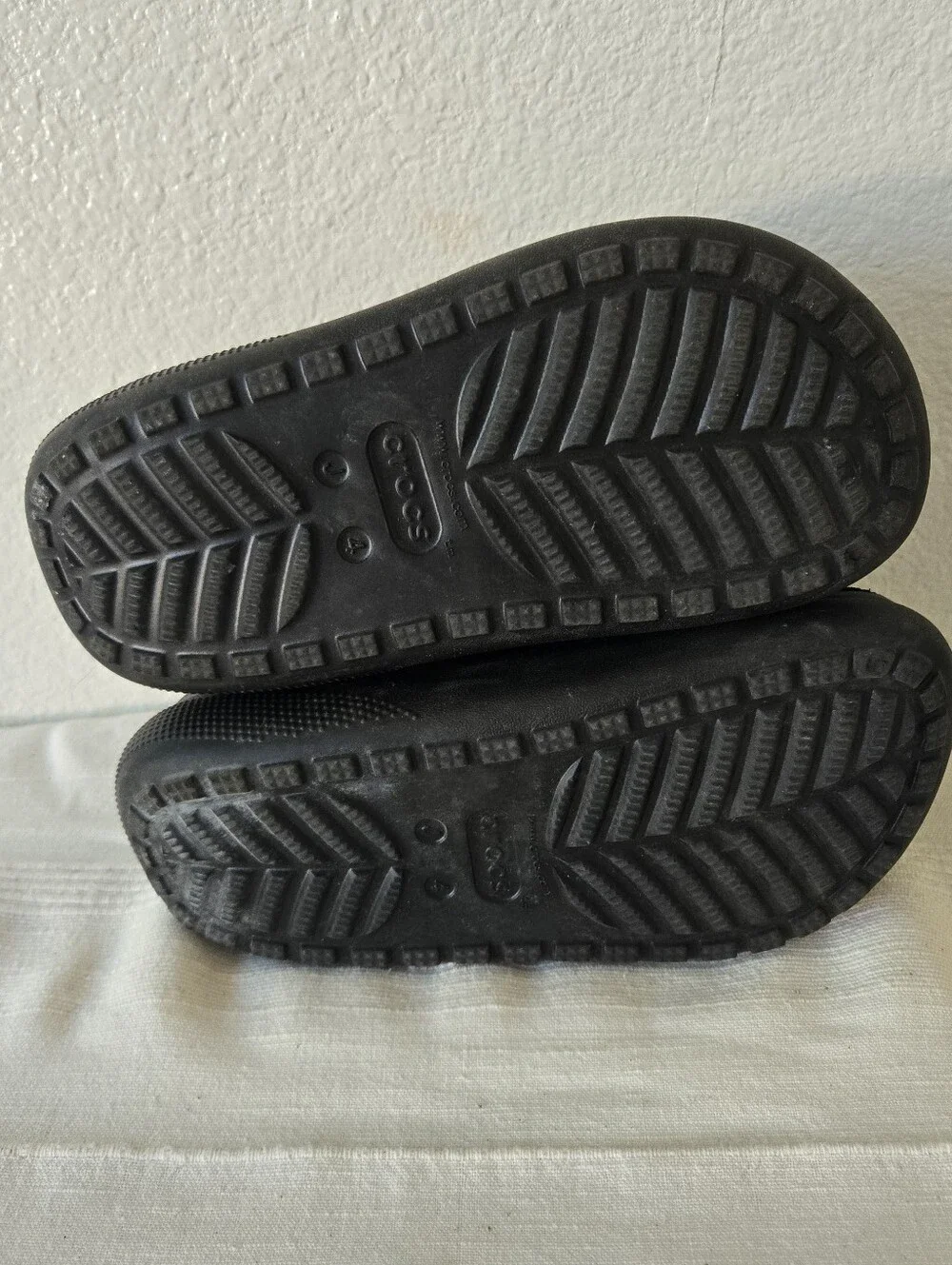 Juniors Crocs Classic Crush Platform Croc‎ Clog Sandals Size 4J Black Shoes